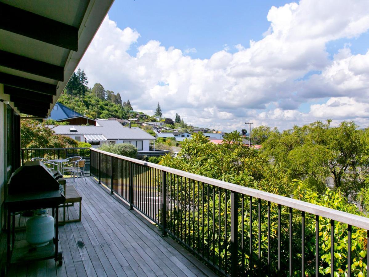 Acacia View At No 3 - Acacia Bay Holiday Home Lago Lago Taupo Esterno foto